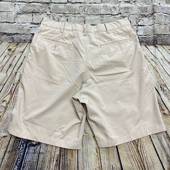 NIKEGOLF Shorts Men's Sz.34 Beige Dri-Fit Athletic 96% Polyester, 4% Spandex - Picture 5 of 9